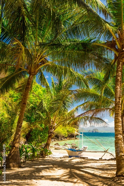 Obraz Banca boat at a beautiful tropical beach in Palawan Island,Phili