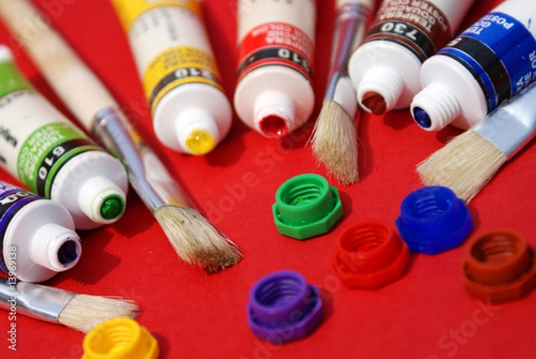 Obraz tempere e pennelli