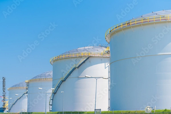 Obraz magazyn oleju w porcie w amsterdamie