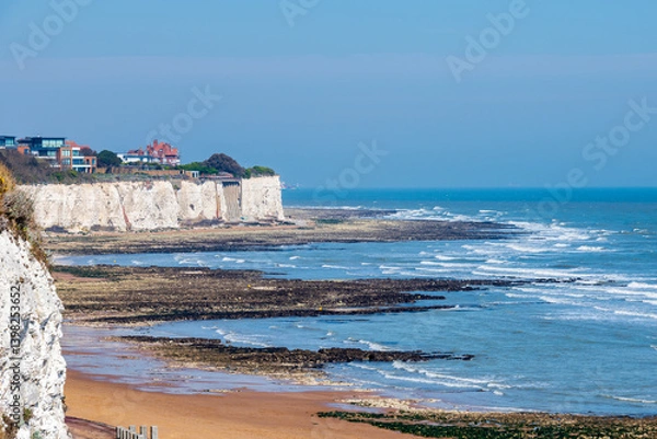 Fototapeta Dumpton Bay between Broadstairs and Ramsgate in Kent, England