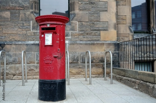 Fototapeta Traditional British Post Box.