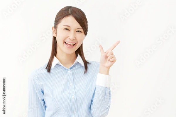 Fototapeta 女性　ビジネス　チェックサイン