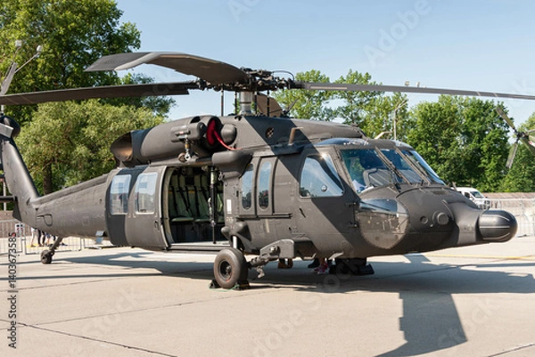 Obraz Samolot wojskowy, dron i helikopter