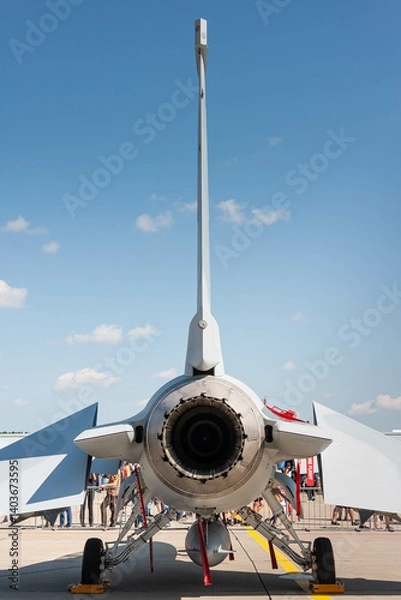 Obraz Samolot wojskowy, dron i helikopter