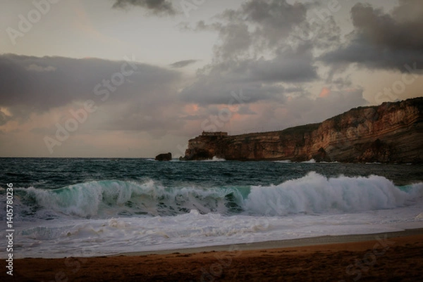 Obraz evening in nazare portugal. beach view and sunset.