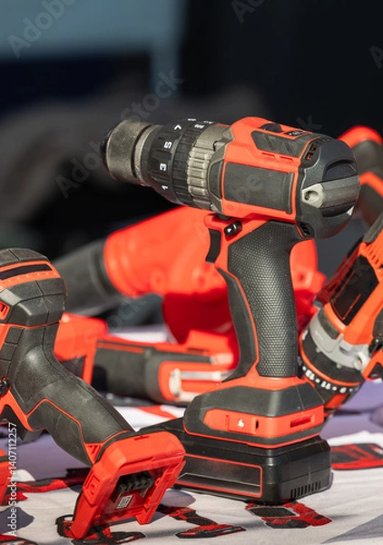 Obraz  Cordless drills  working also as guns