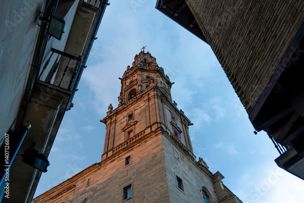 Obraz Captivating View of Santo Tomás Apóstol Church Tower at Sunset