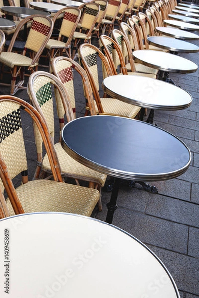 Fototapeta This French cafe is empty