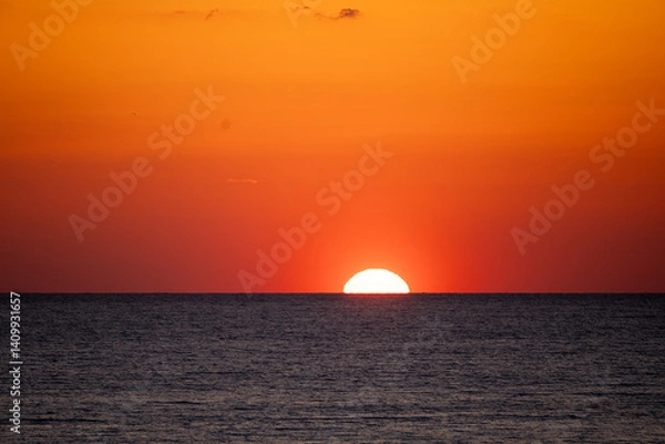 Obraz sunset over the sea