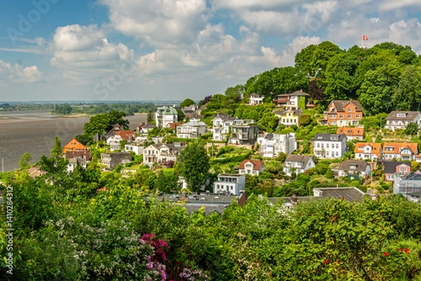 Obraz Famed Treppenviertel in Hamburg Blankenese at the Elbe River