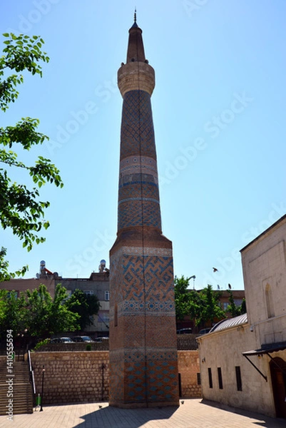 Fototapeta The Ulu Mosque, located in Siirt, Turkey, was built by the Seljuks in the 12th century.