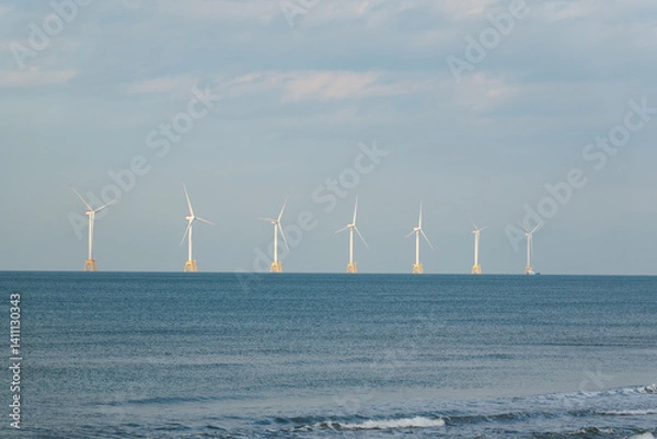 Fototapeta 北海道石狩　洋上風力発電の風車