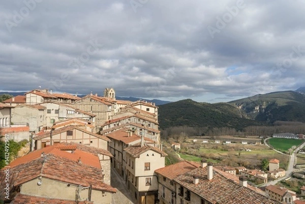 Obraz Panoramic view from the castle of the rural and medieval village of Frias with its houses and roofs