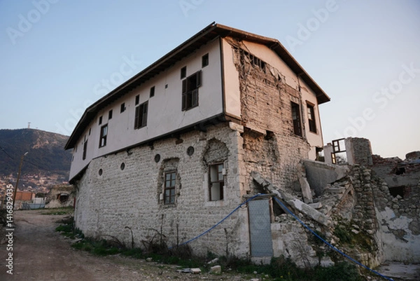 Fototapeta Damaged building in Antakya, Hatay after 6 February 2023 Earthquakes