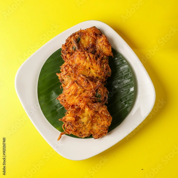 Fototapeta ULLIVADA, ULLI VADA, ONION BHAJJI, ONIONBHAJJI, ONOINBAJJI,