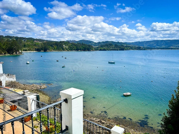 Fototapeta Vistas de Redes pequeño pueblo pesquero en A coruña (España)