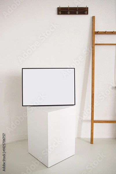 Obraz square frame mockup, empty square frame.