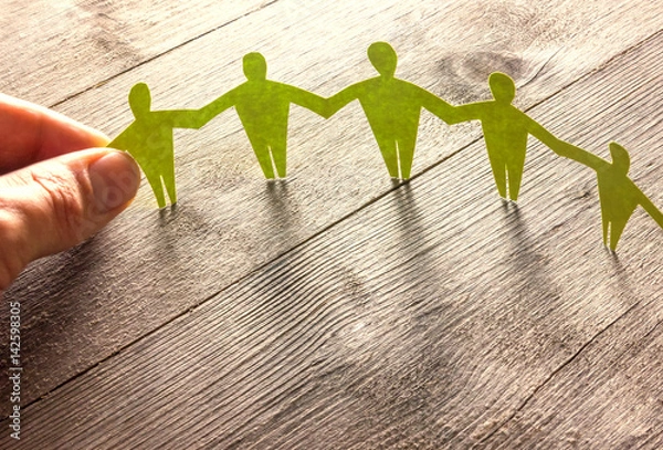 Obraz Łańcuch ludzki okazuje solidarność - koncepcja