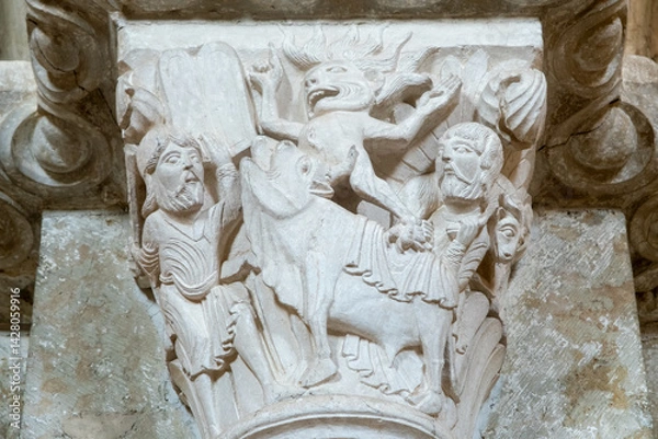 Obraz detail in the  basilica Of Sainte Madeleine in Vezelay, France