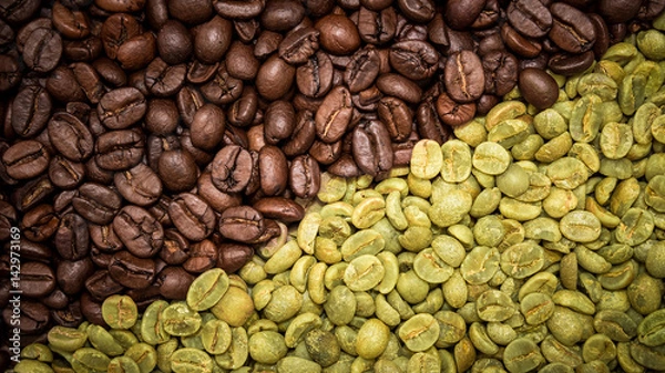 Fototapeta Background with texture of green and roasted coffee beans
