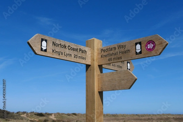 Fototapeta Norfolk Coast Path and Peddars Way Signpost