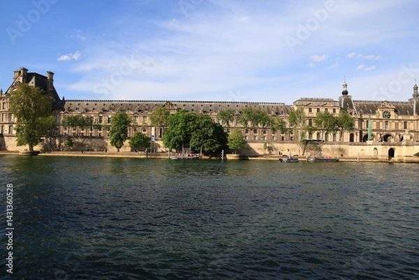 Fototapeta View on the quays of the seine in Paris