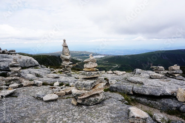 Fototapeta Stacked Stones Overlook Scenic Mountain 
