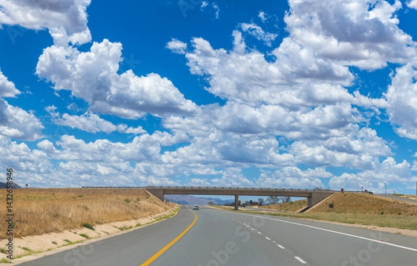 Obraz The national highway A1, Windhoek-Okahandja, Namibia