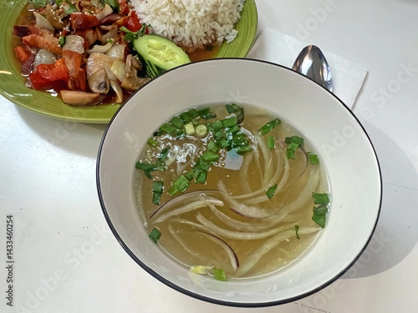 Obraz Com Duy Ga Chua Ngot and Vietnamese soup