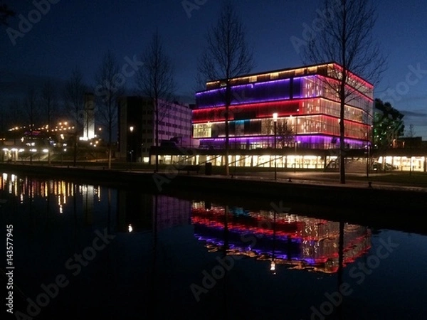 Fototapeta Reflexion at night