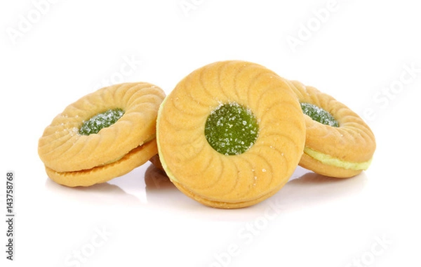 Fototapeta cookies with fruit jam isolated on white background