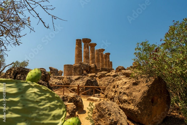 Fototapeta Agrigento, Sicily. Temple of Castor and Pollux one of the greeks temple of Italy, Magna Graecia. The ruins are the symbol of Agrigento city.