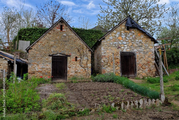 Obraz jardin et cabanes en pierre