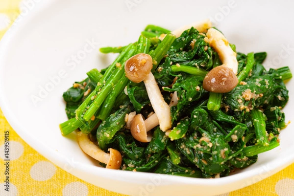 Obraz 日本食　ほうれん草とシメジの胡麻和え