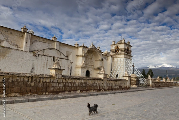 Obraz Yanque, nestled in the majestic Colca Valley of Peru, offers a picturesque blend of colonial architecture and breathtaking landscapes