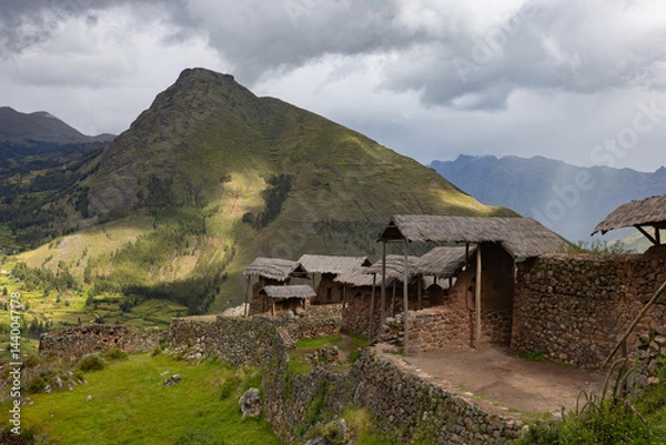 Obraz Pisac is a Peruvian town in the Sacred Valley of the Incas. It is situated on the Urubamba River.