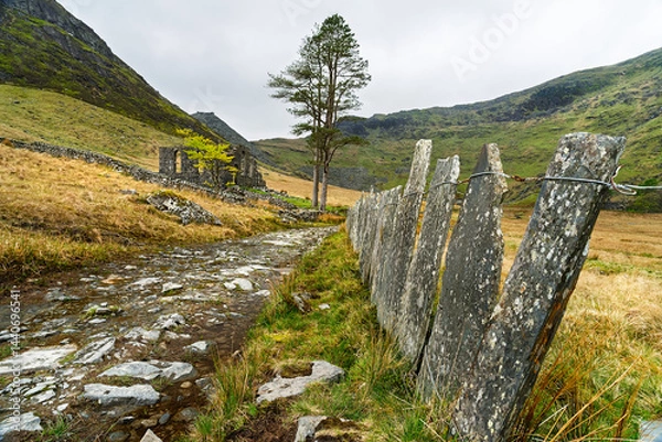 Fototapeta Eryri Snowdonia national park North Wales Cwmorthin and ruins of Rhosydd chapel.