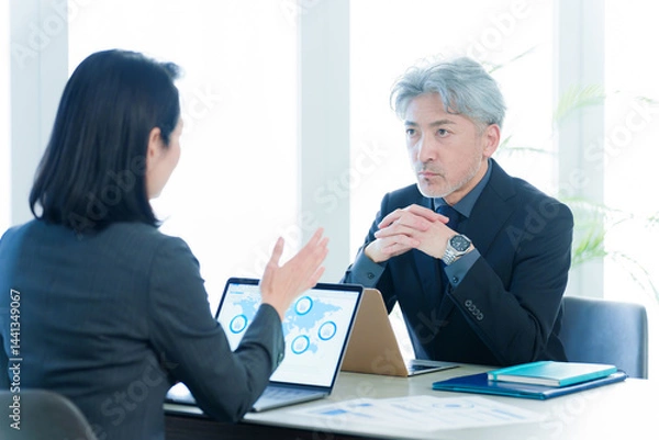 Fototapeta ビジネスパーソン　ミーティング　経営者