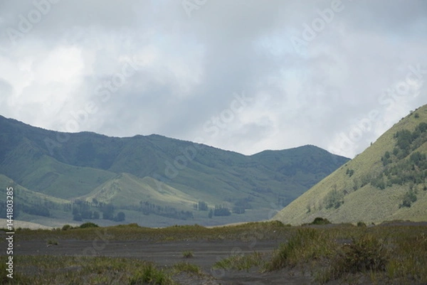 Fototapeta Breathtaking mountain range exploration scenic landscape nature photography tranquil environment wide-angle view outdoor adventure