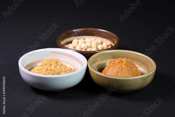 Fototapeta 大豆と味噌と味噌パウダー