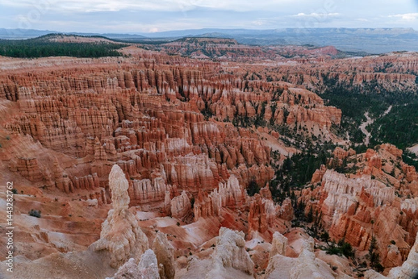Obraz Panoramic view of Bryce Canyon's stunning rock formations and valleys