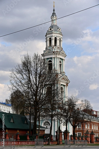 Fototapeta The bell tower of the Znamensky Convent in the city of Kostroma.