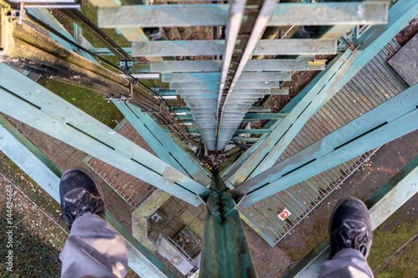 Obraz aufstieg auf einen Turm, leiter