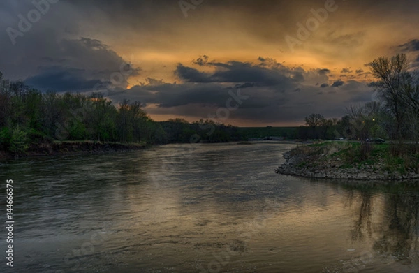 Obraz Spring storm over the Des Moines river