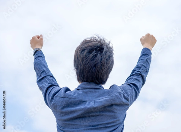 Fototapeta 男性, 青空