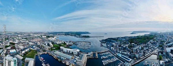 Obraz Panoramic view of Plymouth harbor and cityscape.