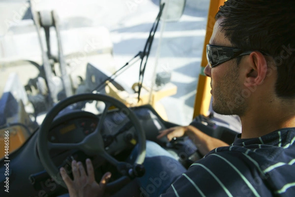 Obraz Wheel loader driver