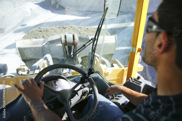 Obraz Wheel loader driver