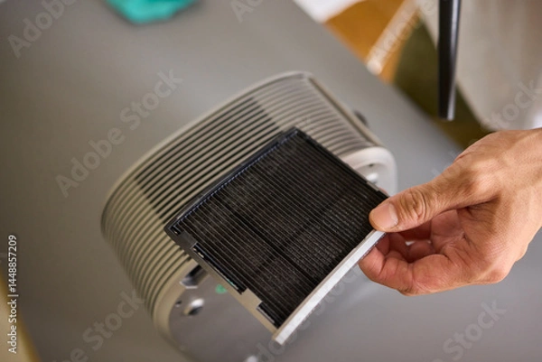 Obraz How To Effectively Clean a Portable Air Purifier Filter Utilizing a Vacuum Cleaning Tool