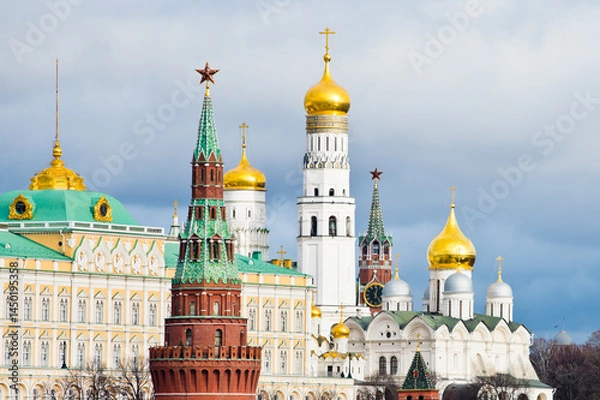 Obraz Moscow Kremlin view in winter day. Russia